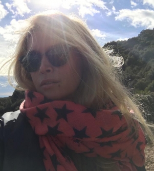 Вера Брежнева поблагодарила всех за поздравления: &quot;Спасибо, что вы есть в моей жизни!&quot;