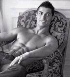 Криштиану Роналдо полуголый