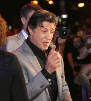 Сильвестр Сталлоне будто пьян