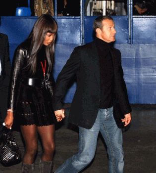 Вячеслав Доронин тащит Наоми Кэмпбелл