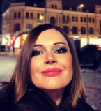 50-летняя Ирина Безрукова поражает своей молодостью