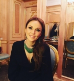 Больше не скрывают: Джанабаева показала обручальное кольцо от Меладзе