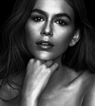 Кайя Гербер примет участие в секретном проекте Alexander Wang