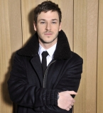 Французский красавчик Гаспар Ульель впервые стал папой