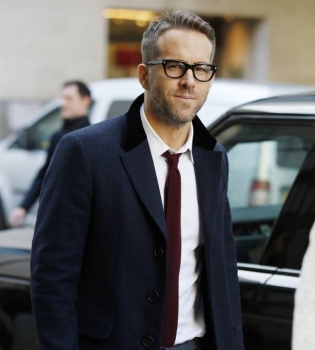 Райан Рейнольдс об отцовстве: &quot;Уже год я встаю ночами, чтобы поменять дочке подгузник&quot;