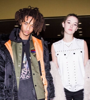 Юные и влюбленные: 17-летний сын Уилла Смита появился на публике с возлюбленной