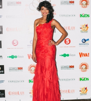 Тимофей Нагорный, Снежана Егорова, Олег Пинчук и многие другие посетили &quot;Семейные встречи&quot; Габриэллы Массанги