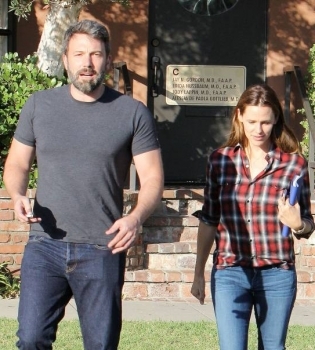 СМИ: Бен Аффлек и Дженнифер Гарнер отдыхают вместе на горнолыжном курорте