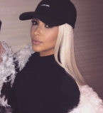 Ким Кардашьян впервые показала своего маленького сына