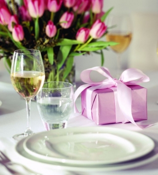 Праздничный бранч ко дню 8 марта