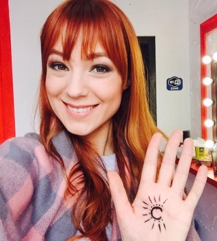 Светлана Тарабарова впервые рассказала, что думает о коллегах, гастролирующих по России