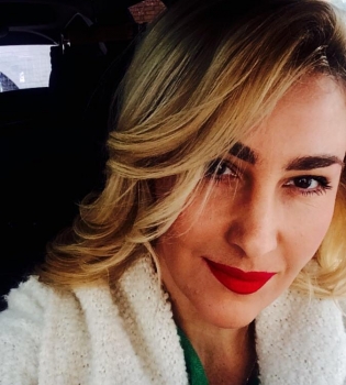 Снежана Егорова официально развелась с Антоном Мухарским