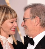 Любовь на красной дорожке: с кем пришли звезды на церемонию &quot;Оскар&quot;