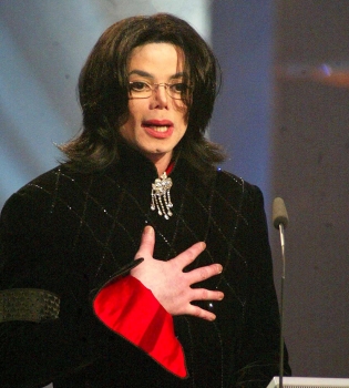 Из дома Майкла Джексона украли &quot;Оскар&quot;