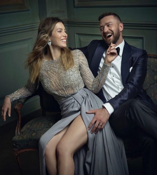 Повеселимся, друзья: звезды позируют на афтепати &quot;Оскара&quot;