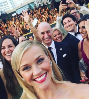 Оскар-2016 в Instagram: что делали звезды за кулисами церемонии