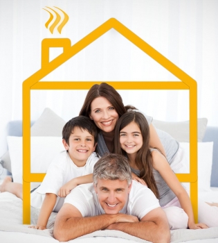 семья в доме