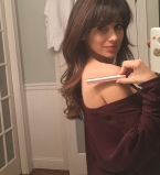 Беременная жена Алека Болдуина показала округлившийся животик