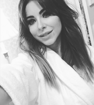 Ани Лорак спела &quot;Мальви&quot; во время своего концерта в Саратове