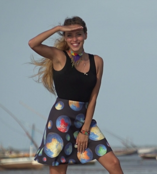 Регина Тодоренко в шоу Орел и решка