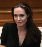 Анджелина Джоли обсудила вопросы беженцев с премьер-министром Греции