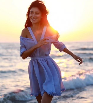 Равшана Куркова впервые снялась в откровенной фотосессии