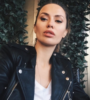 Виктория Боня отдыхает вместе с возлюбленным-миллионером и дочерью на Карибском море