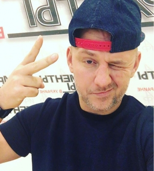 Потап про политику