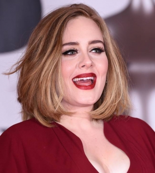 Неожиданно: Адель станцевала тверк во время концерта в Лондоне