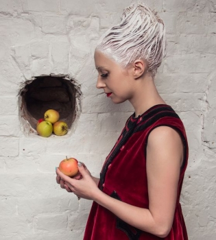 Тоня Матвиенко сменила стиль для нового электронного проекта