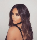 Легендарный момент: в сеть попало видео, как Ким Кардашьян делает первые селфи 10 лет назад