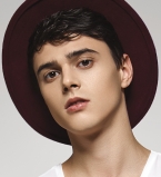 Чувственный Alekseev выпустил новую песню о любви