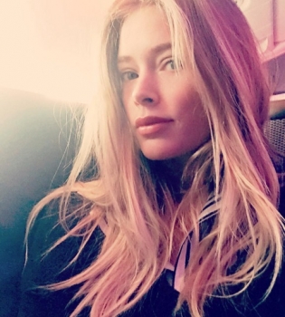 Фотофакт: Даутцен Крус путешествует по Италии