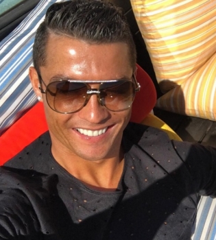 Горячее видео: Криштиану Роналду исполнил сексуальный танец ягодиц