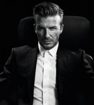 Фотофакт: Дэвид Бекхэм сделал новую татуировку