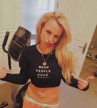 Горячее тело: поклонники в восторге от фигуры Бритни Спирс