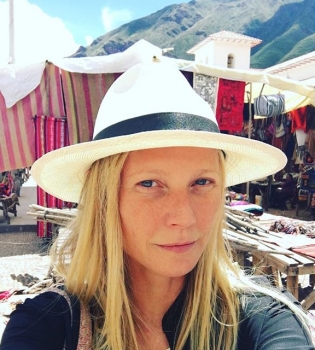 Счастливая мама: Гвинет Пэлтроу путешествует с детьми по Южной Америке