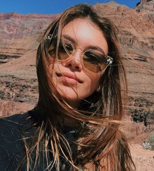 Вся в маму: 14-летняя дочь Синди Кроуфорд показала идеальную фигуру на отдыхе