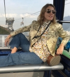 Ксения Собчак продемонстрировала нереальные позы из йоги в новой фотосессии