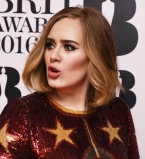 Адель против того, чтобы Ребел Уилсон сыграла ее в кино