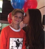 Виктория Бекхэм поделилась снимком сына: &quot;Мой мальчик становится таким взрослым&quot;