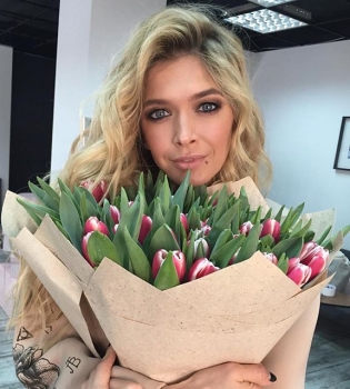 Вера Брежнева поздравила Альбину Джанабаеву с днем рождения