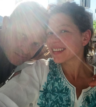 Руслана поздравила мужа с днем рождения &quot;дикими&quot; танцами и песней о любви