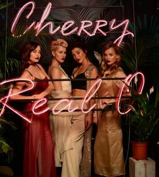 Солистки Real O сняли соблазнительное видео