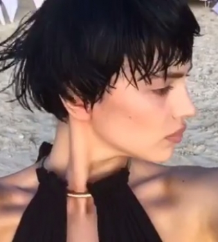 Ирина Шейк шокировала поклонников новым образом