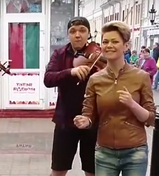 Вместо Лазарева в России хотят отправить девушку с песней о Путине