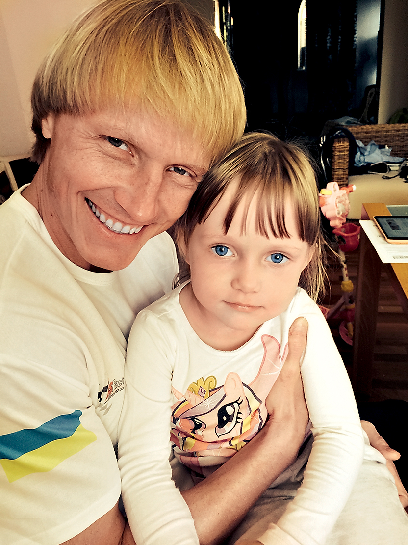 Андрей Гусин с дочкой