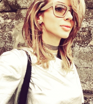 Без комплексов: Loboda показала фото без макияжа