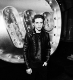 Романтика для двоих: Бруклин Бекхэм опубликовал новый снимок с возлюбленной