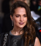 Официально: Алисия Викандер стала новой Ларой Крофт